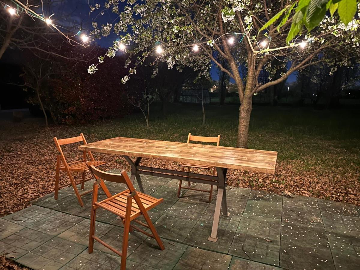 B&B Podere Merlo Parma Bagian luar foto